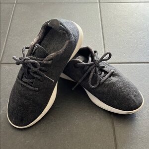 ALLBIRDS Women’s Black Merino Wool Sneakers “The Wool Runners” size 9